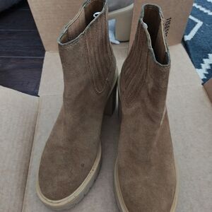 Dolce Vita Brown Suede Ankle Booties